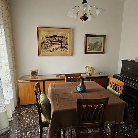 Monticelli Apt - 6 Posti Letto Firenze Bagian luar foto